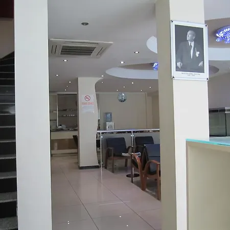酒店 Ozgur 特拉布宗