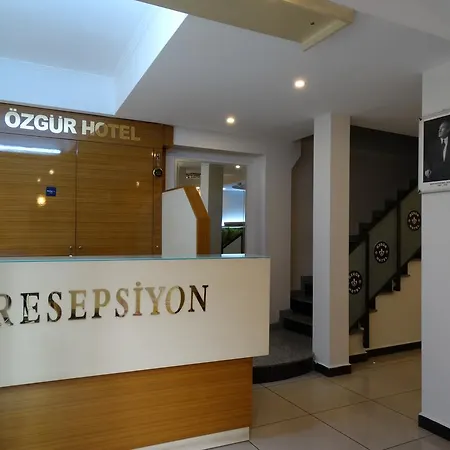 Ξενοδοχείο Ozgur 2*